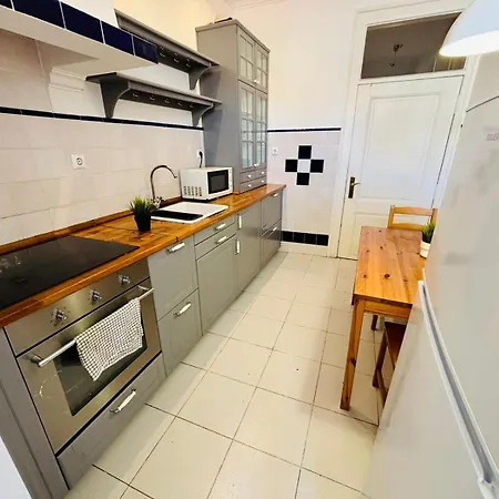 Luxury Rooms In Lisbon City Centre, Brilliant Spot Hostel Lisboa