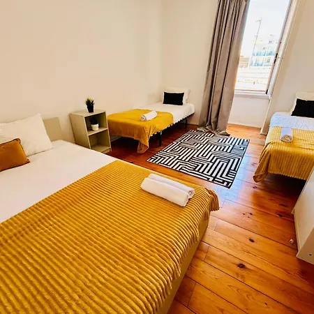 Hostel Luxury Rooms In Lisbon City Centre, Brilliant Spot