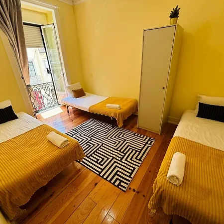 Hostel Luxury Rooms In Lisbon City Centre, Brilliant Spot *
