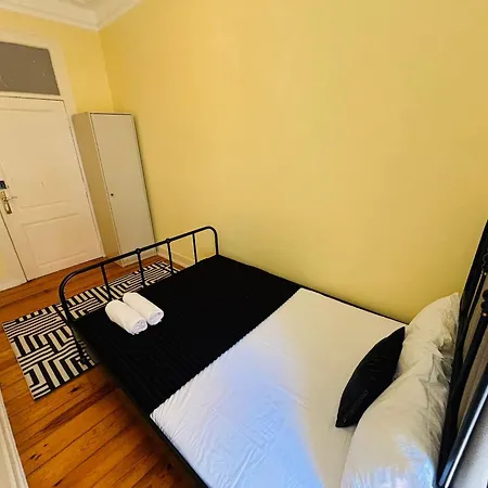 Luxury Rooms In Lisbon City Centre, Brilliant Spot Hostel Lisboa
